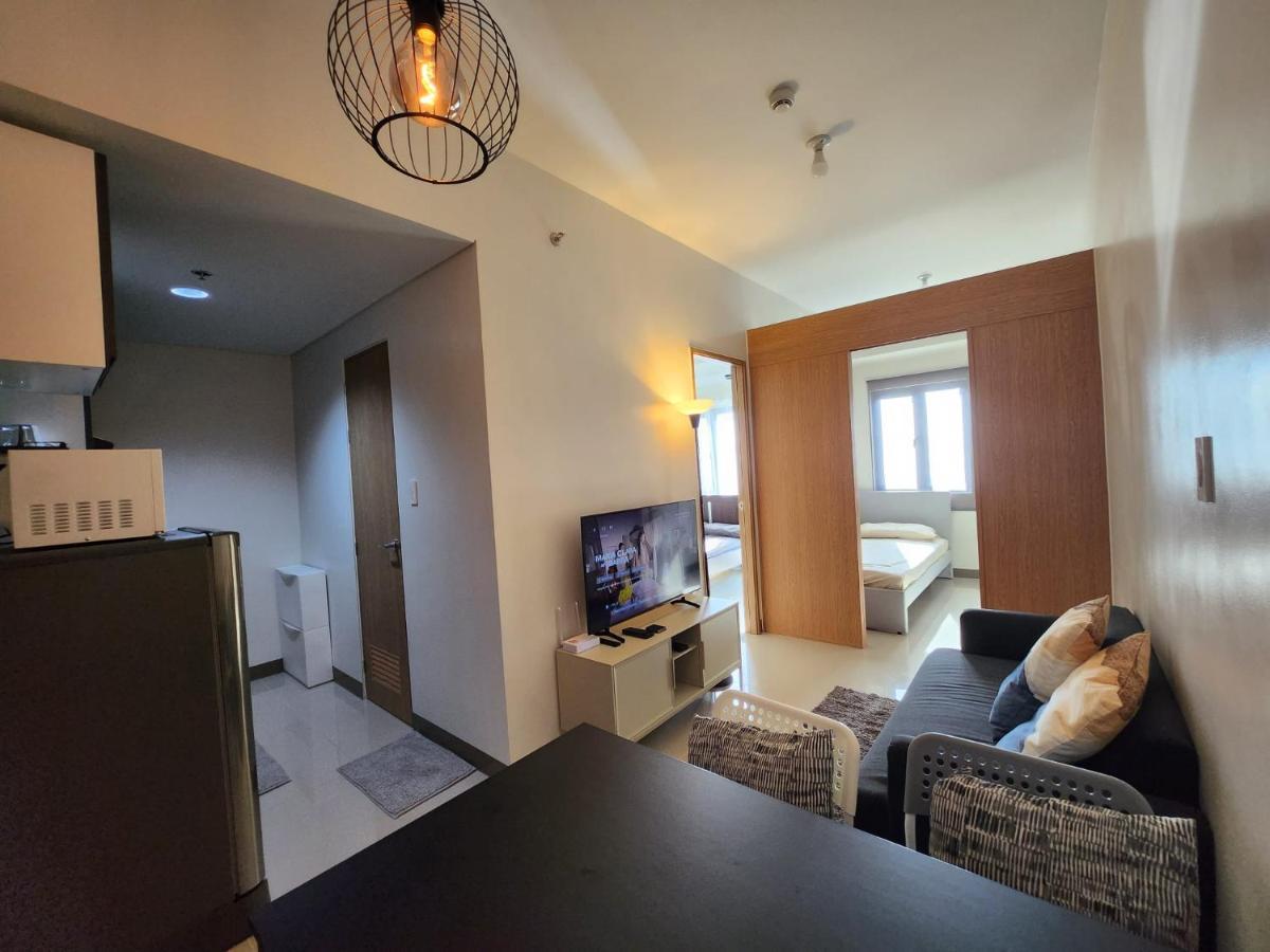 Bloom Residences Condo 2Br Manila Exteriör bild