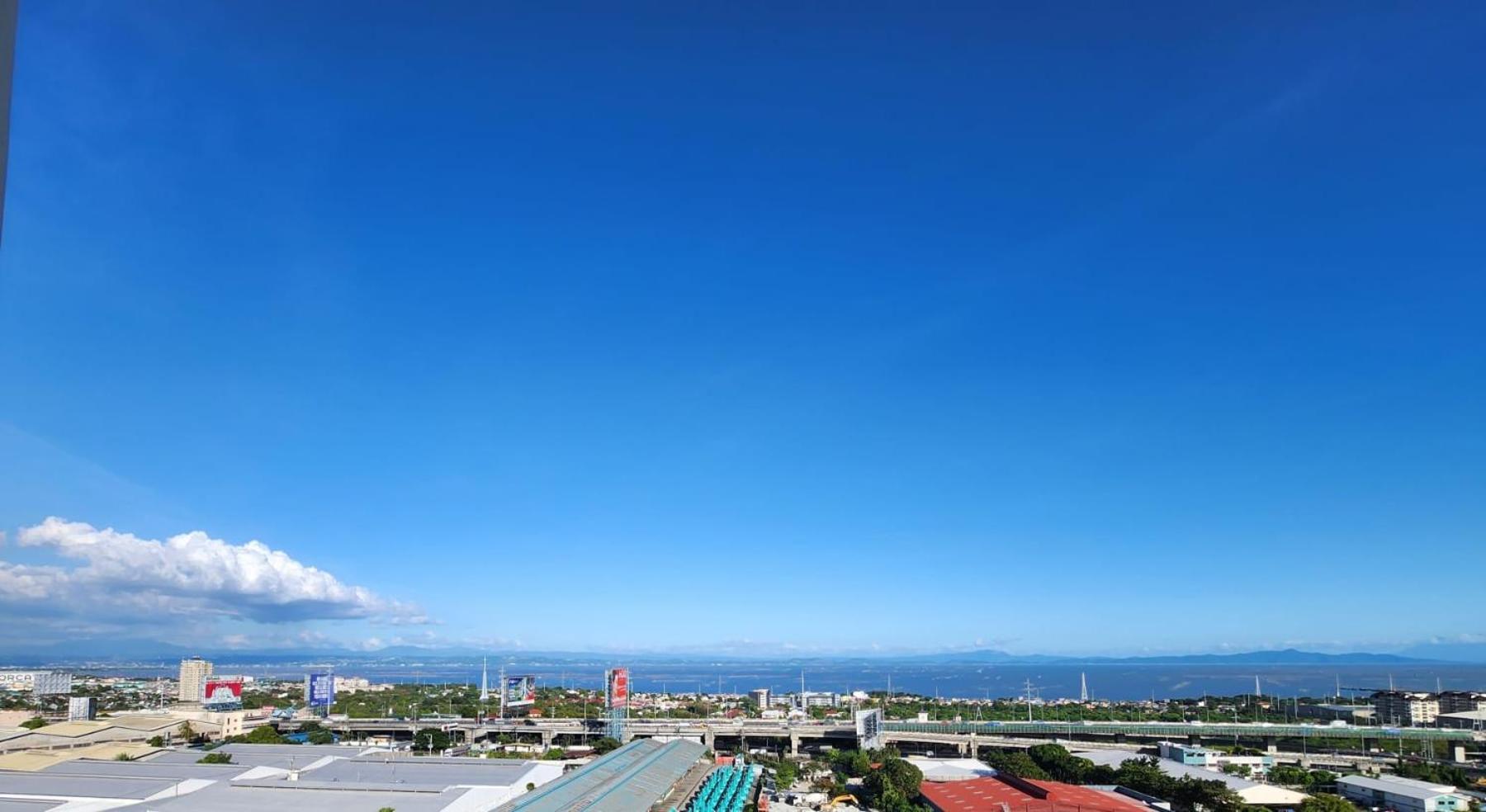 Bloom Residences Condo 2Br Manila Exteriör bild