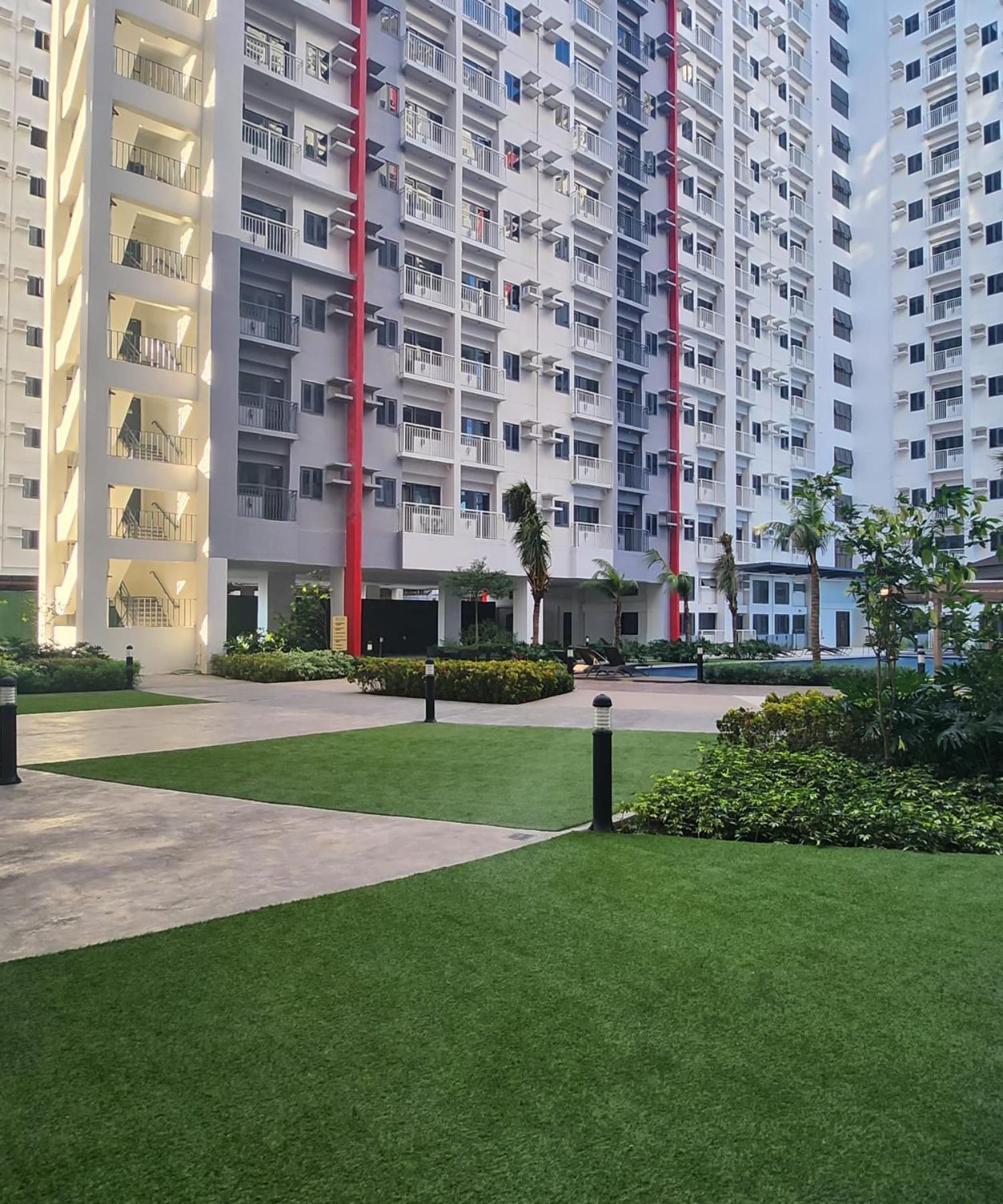 Bloom Residences Condo 2Br Manila Exteriör bild