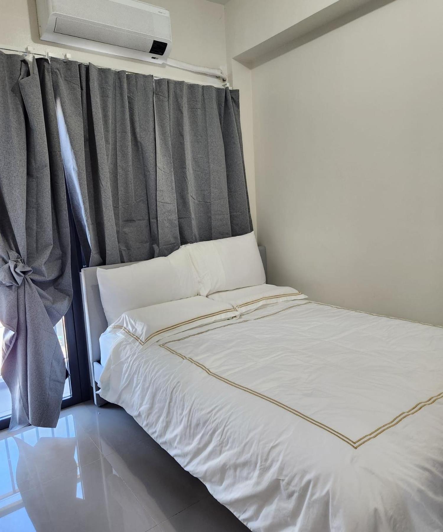 Bloom Residences Condo 2Br Manila Exteriör bild