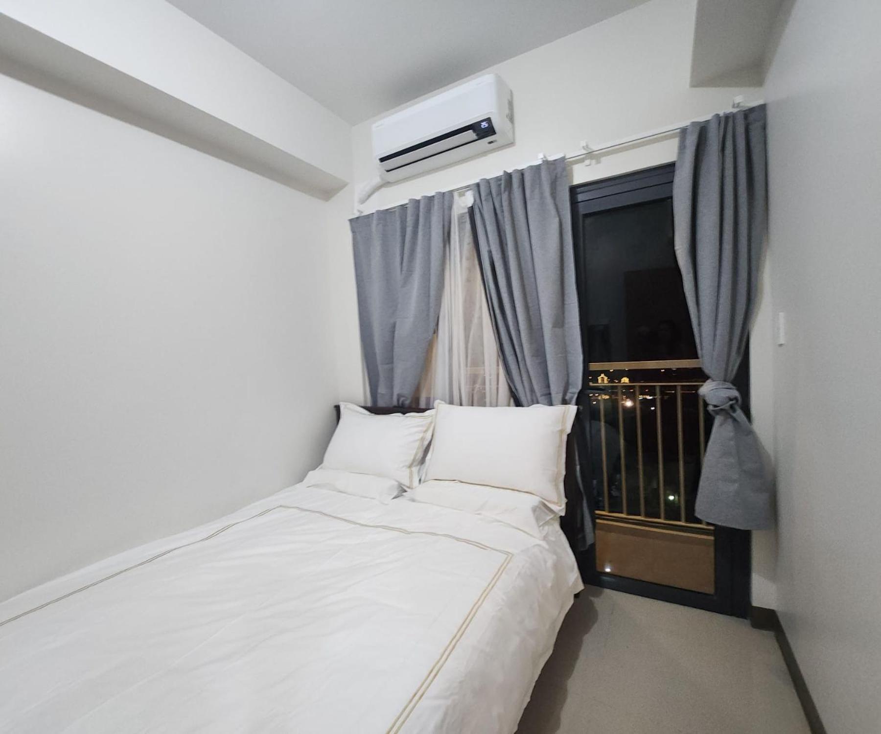Bloom Residences Condo 2Br Manila Exteriör bild
