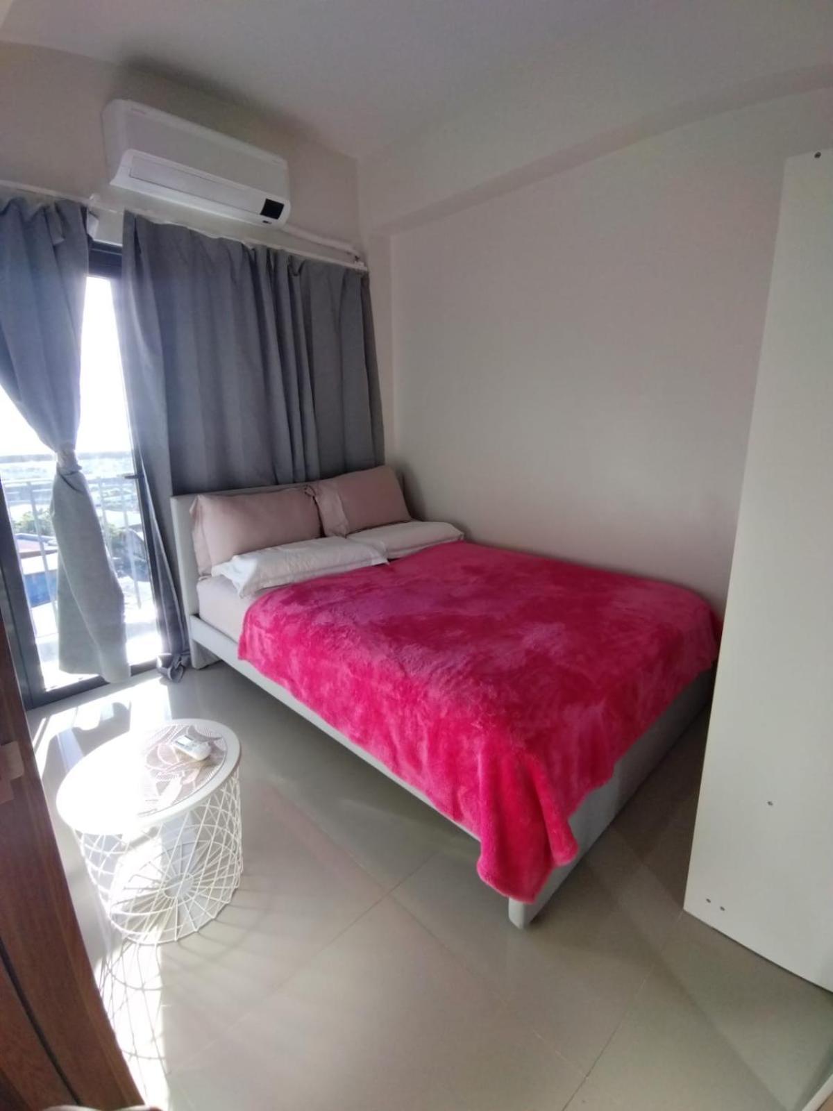 Bloom Residences Condo 2Br Manila Exteriör bild